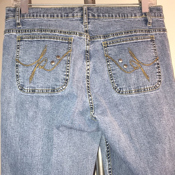 Parallel Jeans SIZE 6 - Picture 5 of 9